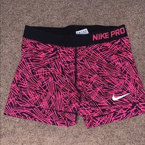 Nike pro